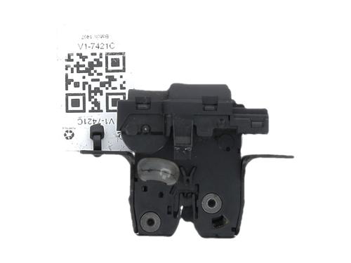 tailgate-lock-renault-clio-iii-br01-cr01-2005-2006-2007-2008-2009-2010-2011-2012-2013-2014-34642844 main image