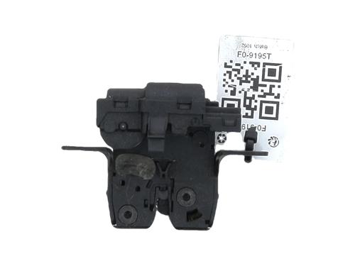 Bakluke lås RENAULT CLIO III (BR0/1, CR0/1) 1.5 dCi (C/BR0G, C/BR1G) (68 hp) 29623591
