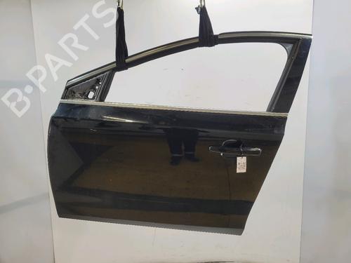 left-front-door-volvo-v40-hatchback-525-2012-2013-2014-2015-2016-2017-2018-2019-33159719 main image