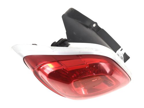 Achterlicht links FIAT 500X (334_) 1.6 D Multijet (334AXA1B, 334AXA11) (120 hp) 31122169