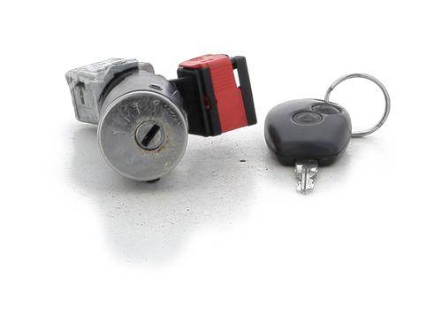 Ignition barrel DACIA DUSTER (HS_) 1.5 dCi 4x4 | BP33926372M48 - Image 2