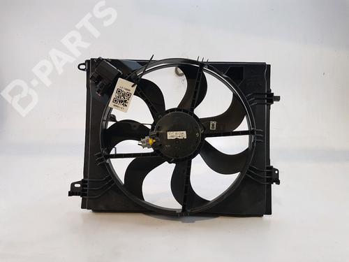 Used Radiator fan Radiator fan RENAULT MEGANE IV Hatchback (B9A/M/N_) 1.6 dCi 130 (B9A4) (130 hp) 11093902 11093902