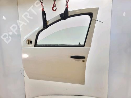 Used Left front door DACIA SANDERO 1.4 MPI LPG (72 hp) 29416736