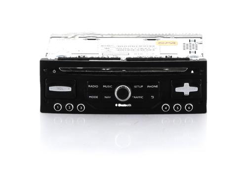 Used Radio Radio PEUGEOT 3008 I MPV (0U_) 1.6 BlueHDi 120 (120 hp) 40211777 40211777