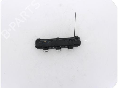 Climate control CITROËN C4 III (BA_, BB_, BC_) 1.2 PureTech 130 (BAHNSA, BAHNSB) | BP17736855I5 
