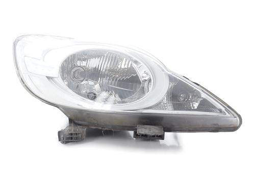 Phare droit PEUGEOT 107 (PM_, PN_) 1.0 (68 hp) 31876369