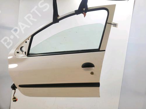 Used Left front door Left front door PEUGEOT 206+ (2L_, 2M_) 1.4 i (73 hp) 33281191 33281191
