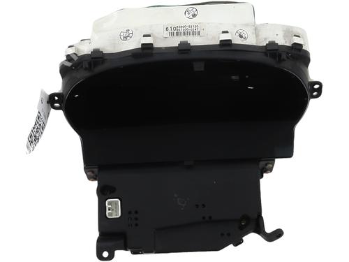 Used Instrument cluster TOYOTA YARIS (_P1_) 1.3 (NCP10, SCP12_) (86 hp) 30405786