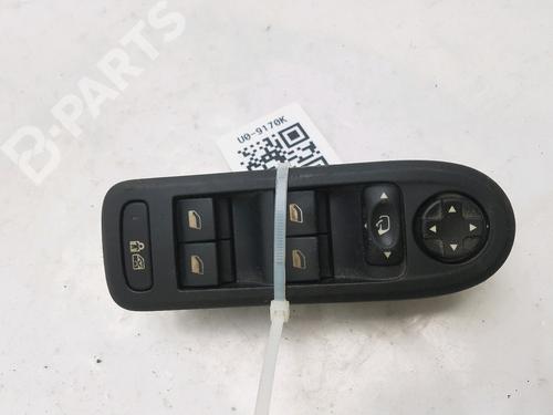 Used Left front window switch Left front window switch CITROËN C5 III Break (RW_) 2.0 HDi (136 hp) 11122044 11122044