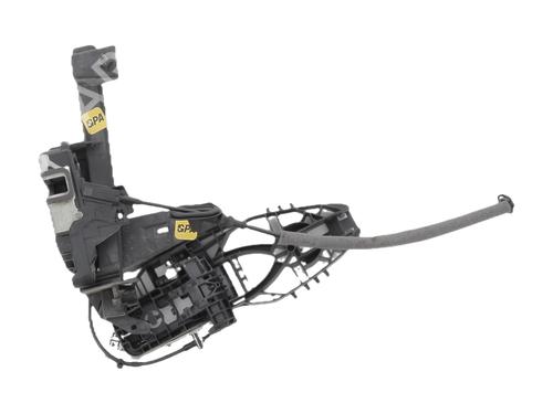 Serratura anteriore destra Serratura anteriore destra FORD FIESTA VII (HJ, HF) 1.0 EcoBoost (95 hp) 36795308 36795308