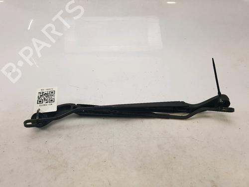 Used Front windshield wiper arm NISSAN CUBE (Z12) 1.6 16V (110 hp) 27900634