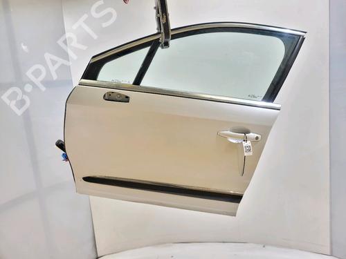 Used Left front door Left front door 37065404 37065404
