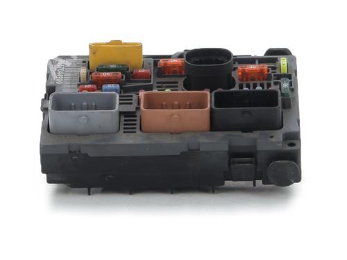 Used Fuse box CITROËN C4 Picasso I MPV (UD_) 2.0 HDi 138 (136 hp) 30693212