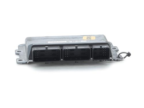 engine-control-unit-ecu-dacia-sandero-ii-2012-32278948 main image