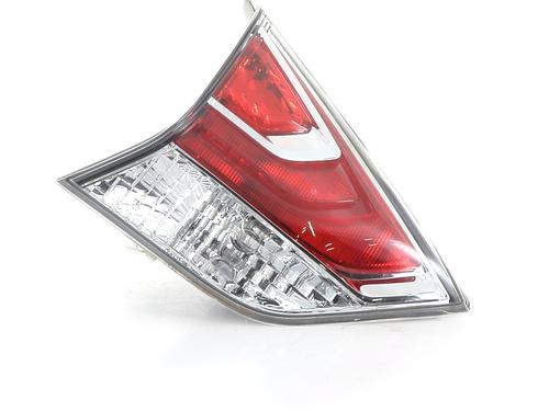 Venstre baglygte bagklap Venstre baglygte bagklap NISSAN X-TRAIL III (T32_, T32R, T32RR) 1.6 dCi (T32) (130 hp) 34610726 34610726