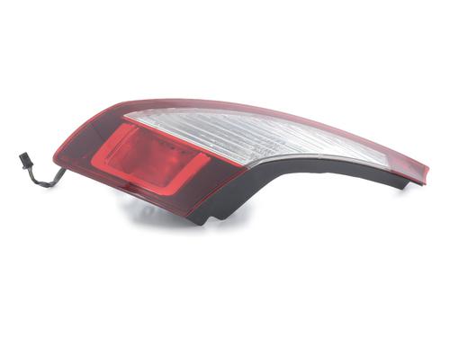 Farolim direito da mala RENAULT MEGANE III Hatchback (BZ0/1_, B3_) 1.5 dCi (86 hp) 31693655