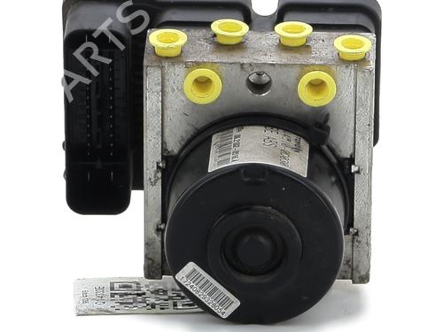 Used ABS pump TOYOTA YARIS (_P9_) 1.0 VVT-i (KSP90_, KSP90R) (69 hp) 29741171