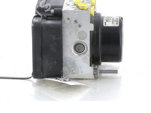 ABS pump TOYOTA YARIS (_P13_) 1.4 D (NLP130_, NLP130) | BP16973828M43 