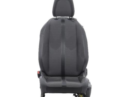 Sedile anteriore sinistro Sedile anteriore sinistro PEUGEOT 2008 II (UD_, US_, UY_, UJ_, UR_, UC_) 1.5 BlueHDI 110 (UDYHSK) (110 hp) 36898507 36898507