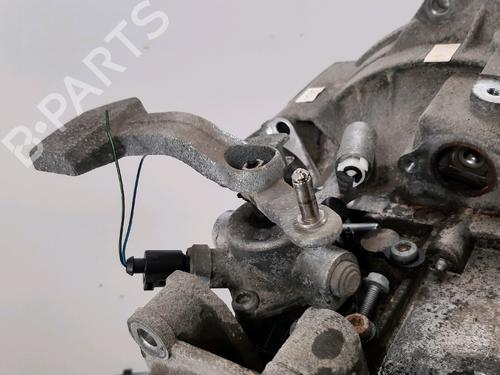 Gearbox VW GOLF VI (5K1) 2.0 TDI | BP31304079M3 