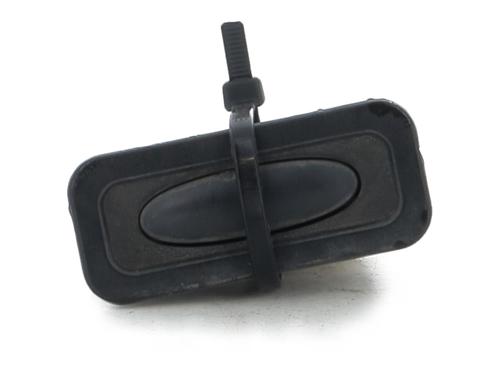 Used Tailgate handle Tailgate handle RENAULT MEGANE III Grandtour (KZ0/1) 1.5 dCi (KZ1M, KZ1W, KZ0R) (106 hp) 33300286 33300286