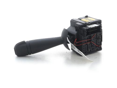 Switch DACIA SANDERO II TCe 90 (B8M1, B8MA, B8AC) | BP32278842I30