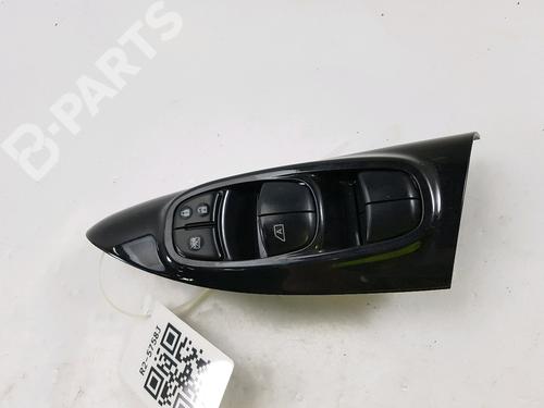Used Left front window switch Left front window switch NISSAN JUKE (F15) 1.5 dCi (110 hp) 11122021 11122021