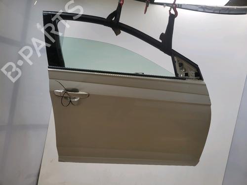 Used Right front door Right front door 38496411 38496411