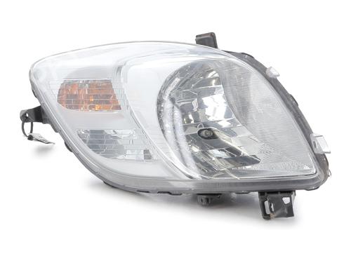 Used Left headlight TOYOTA YARIS (_P9_) 1.3 VVT-i (SCP90_, SCP90R) (87 hp) 30716186