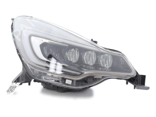 Faro derecho DS DS 3 (SA_) 1.6 BlueHDi 100 (SABHY0, SABHYT) (99 hp) 31985182