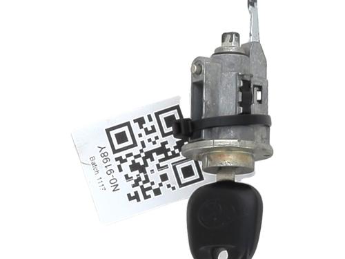 Clé de contact TOYOTA YARIS (_P1_) 1.0 (SCP10_, SCP10R) (65 hp) 30982108