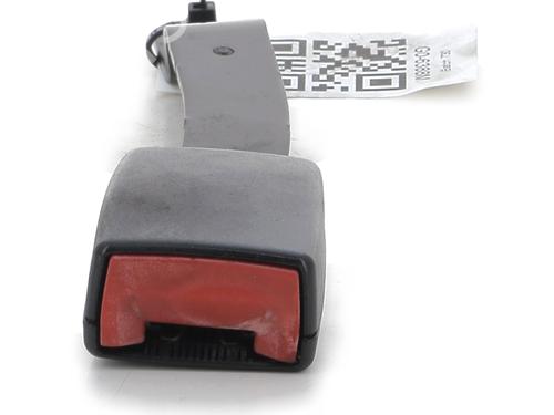 Used Seat buckle VW POLO IV (9N_, 9A_) 1.4 TDI (80 hp) 27913377