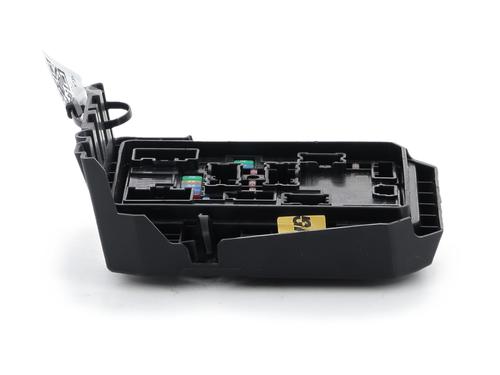 Used Fuse box Fuse box RENAULT ARKANA I (LCM_, LDN_) 1.6 E-TECH 145 (LDMU) (143 hp) 36373234 36373234