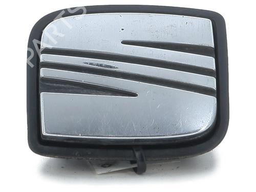 Used Tailgate handle SEAT IBIZA III (6L1) 1.9 TDI (100 hp) 31844655