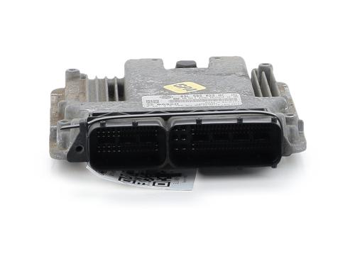 Used Engine control unit (ECU) Engine control unit (ECU) VW GOLF VI (5K1) 2.0 TDI (110 hp) 36659974 36659974