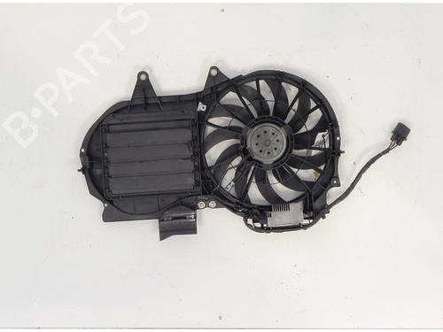 Used Radiator fan AUDI A4 B7 (8EC) [2004-2009]  27646303