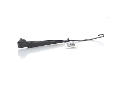 Used Rear windshield wiper arm SUZUKI GRAND VITARA I (FT, HT) 2.0 HDI 110 16V 4x4 (SQ420D, TD83V, JA420WD) (109 hp) 27917802