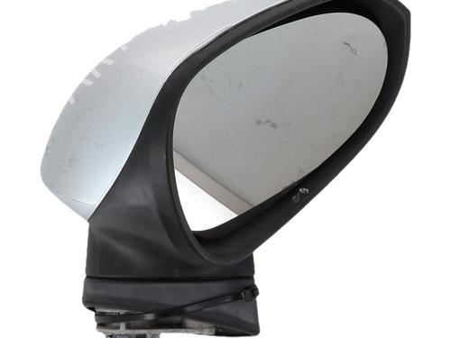Retrovisor direito Retrovisor direito 39421752 39421752