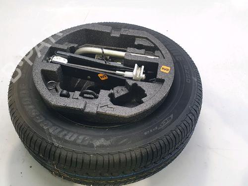 Used Jack Kit SKODA FABIA III (NJ3) 1.2 TSI (90 hp) 29602316