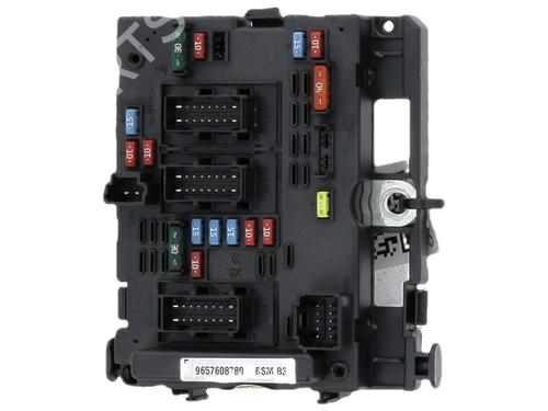 Fuse box PEUGEOT 206+ (2L_, 2M_) 1.4 i (2LKFWA, 2MKFWA) | BP36402181E1 - Image 2