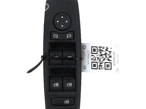 Left front window switch RENAULT MEGANE III Hatchback (BZ0/1_, B3_) 1.9 dCi (BZ0N, BZ0J) | BP20672724I27 