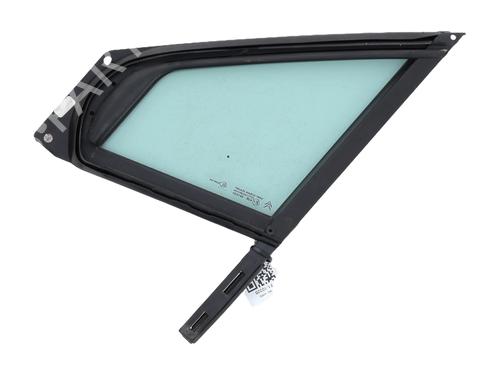 Front right quarter glass CITROËN C4 I (LC_) 1.6 HDi | BP27913973C112 