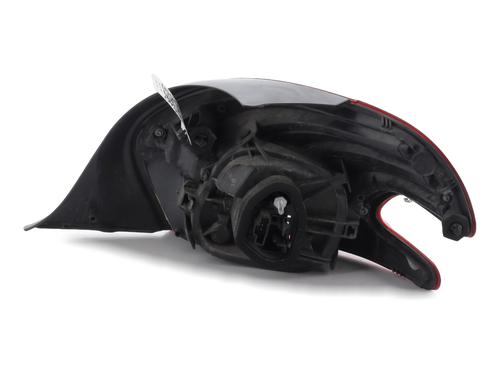 Left taillight PEUGEOT 208 I (CA_, CC_) 1.2 THP 110 | BP32201768C34