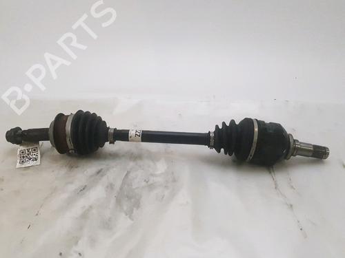 Used Left front driveshaft TOYOTA YARIS (_P13_) 1.5 Hybrid (NHP130_) (101 hp) 15050189