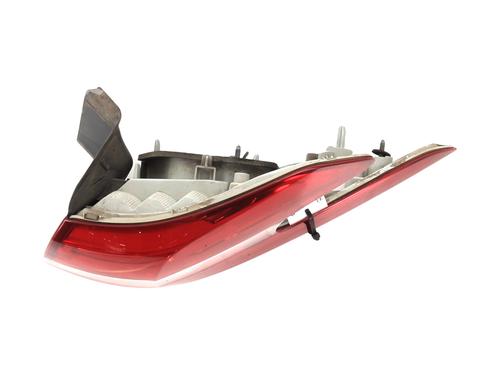 Used Right taillight PEUGEOT 308 SW II (LC_, LJ_, LR_, LX_, L4_) 1.6 BlueHDi 100 (99 hp) 28505359