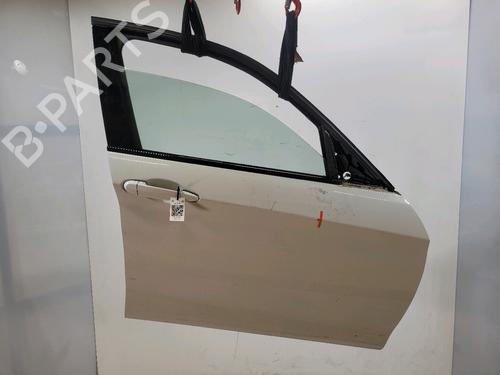 Used Right front door BMW 1 (F20) 120 d (190 hp) 33166434