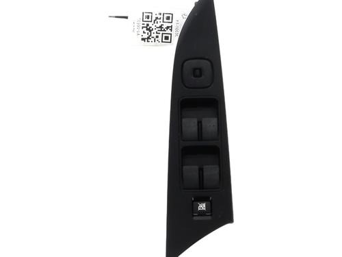 Used Left front window switch MAZDA 3 (BK) 1.6 MZ-CD (90 hp) 23204271