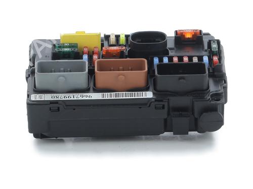 fuse-box-citroen-c3-ii-sc_-2009-31699877 main image
