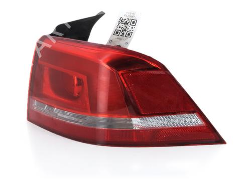 Right taillight VW PASSAT B7 (362) 2.0 TDI | BP40441127C35 - Image 2