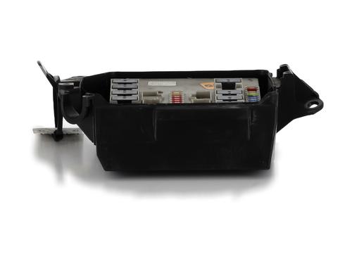 Used Fuse box RENAULT CLIO III (BR0/1, CR0/1) [2005-2014]  28486431
